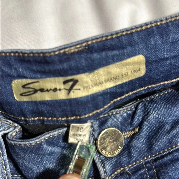 Seven7 Blue Skinny Jeans with Modern Stretch - Picture 9 of 14